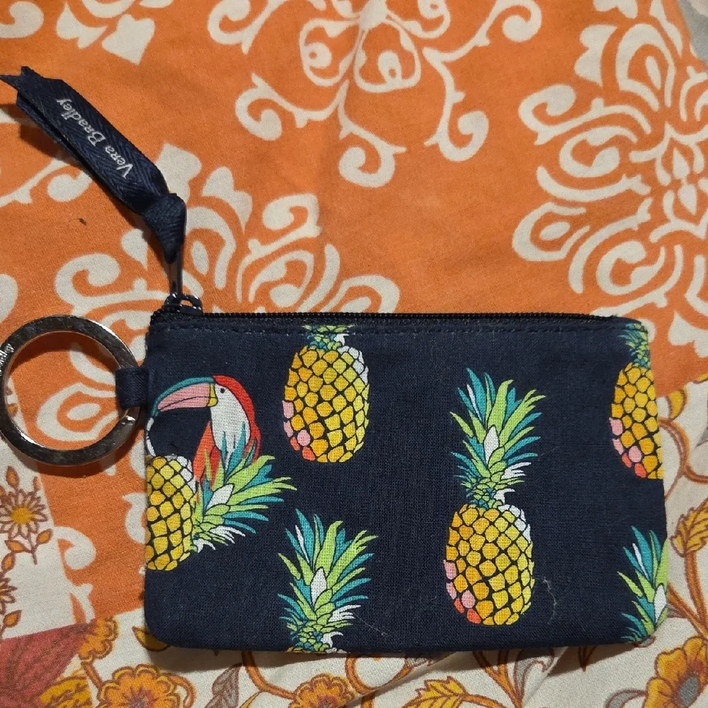 Vera Bradley Pineapple Print Navy ID Wallet with Key Ring - Picture 2 of 3